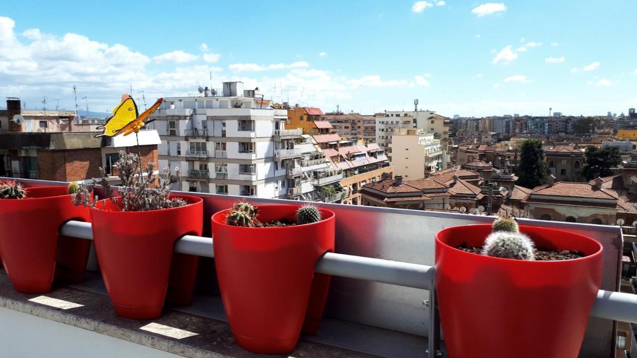 Penthouse 41 In Trastevere With Big Terrace Roma Ngoại thất bức ảnh
