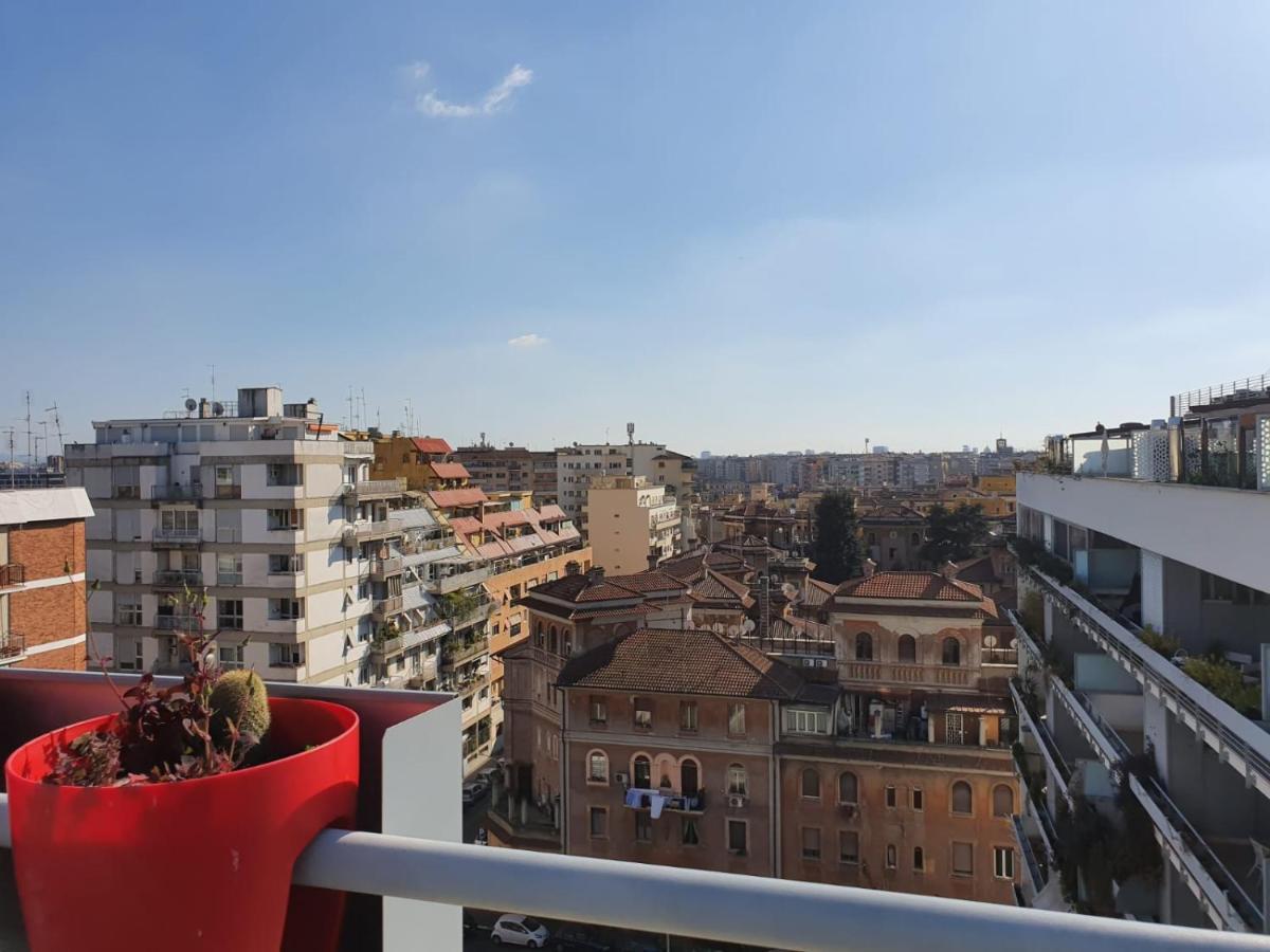 Penthouse 41 In Trastevere With Big Terrace Roma Ngoại thất bức ảnh