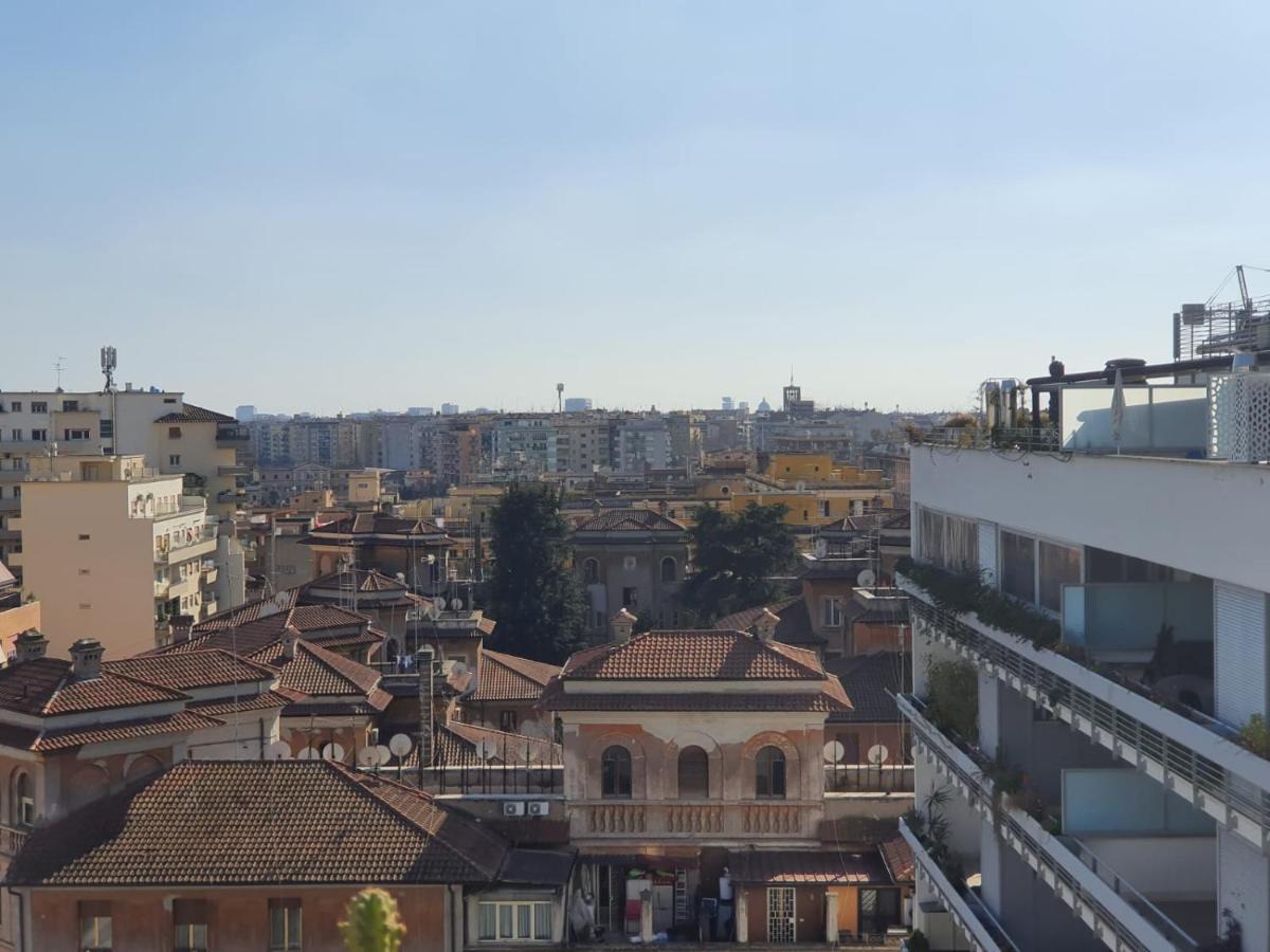Penthouse 41 In Trastevere With Big Terrace Roma Ngoại thất bức ảnh