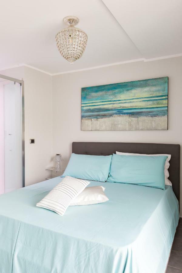 Penthouse 41 In Trastevere With Big Terrace Roma Ngoại thất bức ảnh