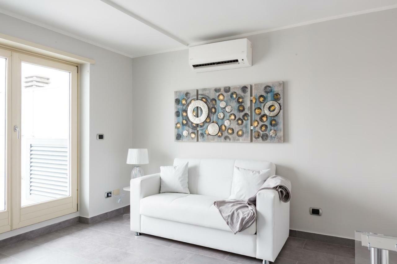 Penthouse 41 In Trastevere With Big Terrace Roma Ngoại thất bức ảnh